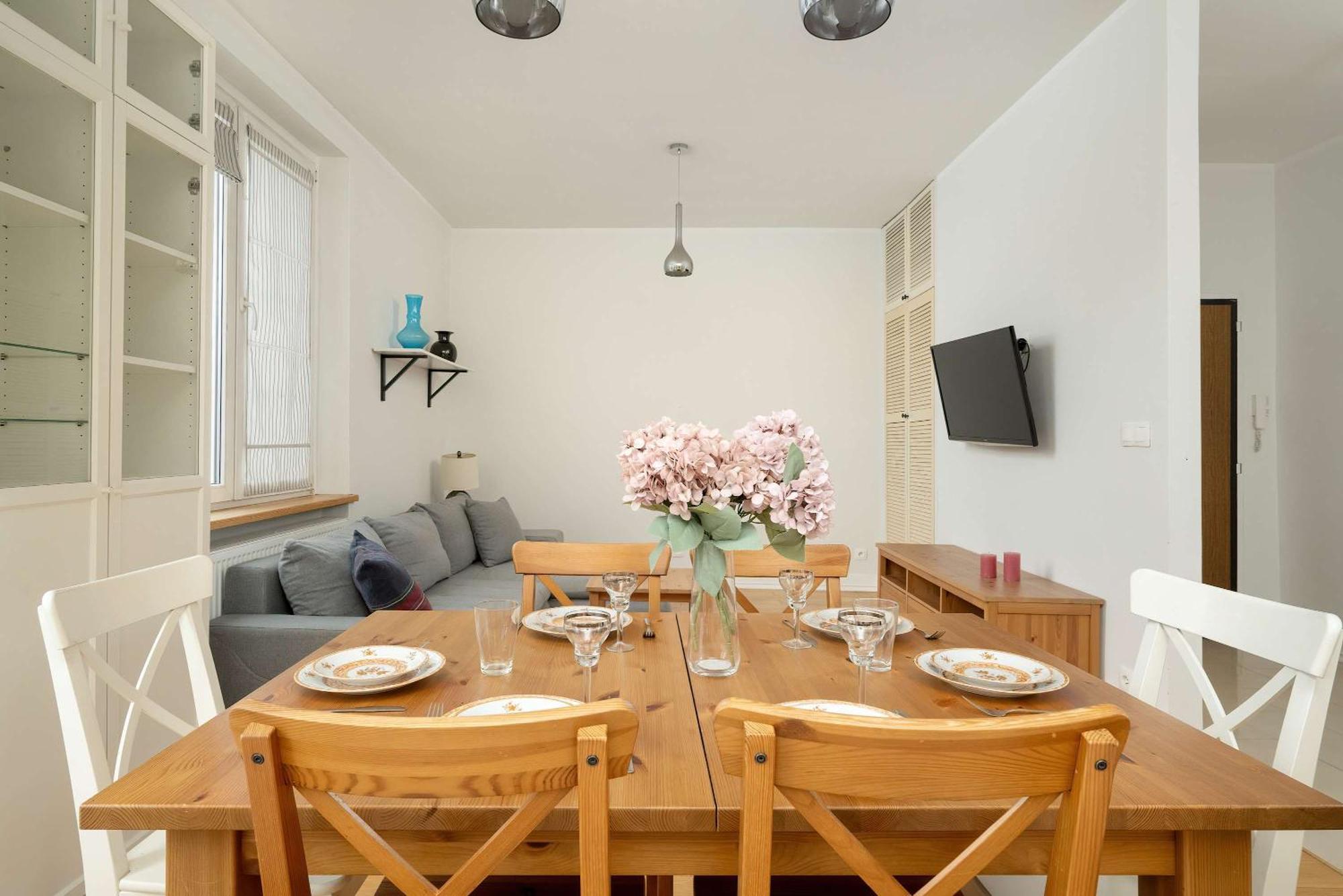 Pawlowa Stylish Apartment With Balcony & Home Office Wroclaw By Noclegi Renters Екстер'єр фото